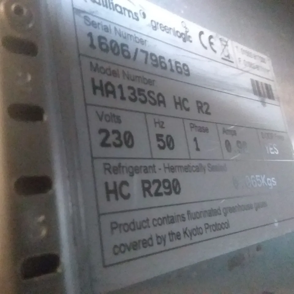 WILLIAMS HA135SA HC R2 UNDER COUNTER COMMERCIAL FRIDGE