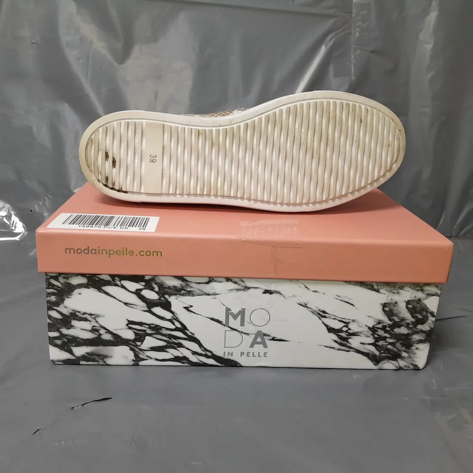 MODA IN PELLE ALTHEA SNAKE PRINT LEATHER TRAINERS GOLD SIZE 6
