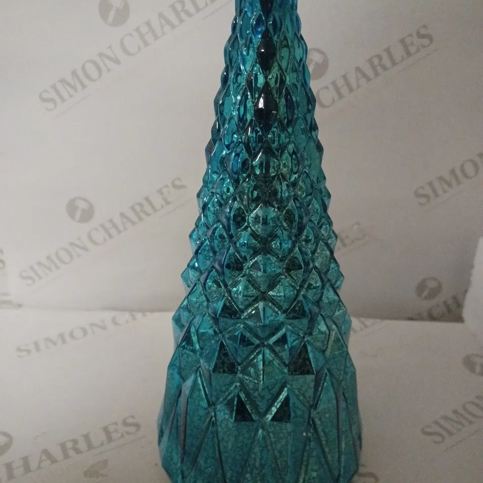MR CHRISTMAS SPECIALTY MERCURY GLASS LIGHT UP COLOUR MORPH STANDING DECOR