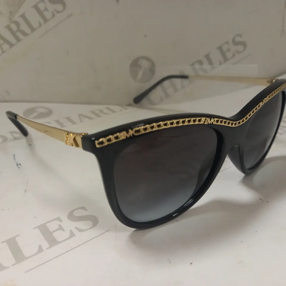 MICHAEL KORS COPENHAGEN SUNGLASSES IN BLACK, ONE SIZE RRP £150