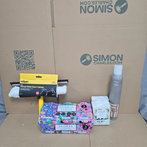 APPROXIMATELY 15 ASSORTED HOUSEHOLD ITEMS TO INCLUDE SCENTED DEHUMIDIFIERS, TELESCOPIC WINDOW CLEANER AND SQUEEGEE AND A SCENTED CANDLE