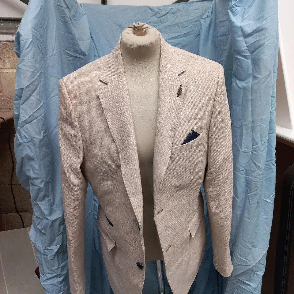 FRATELLI UNITI MENS SUIT WITH WAISTCOAT CHEST 38 TROUSERS 32R IN NEXT SUIT BAG