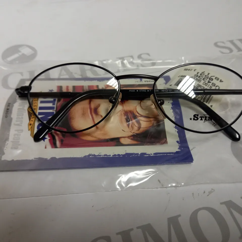 APPROX 10 DERIGO STING GLASSES 