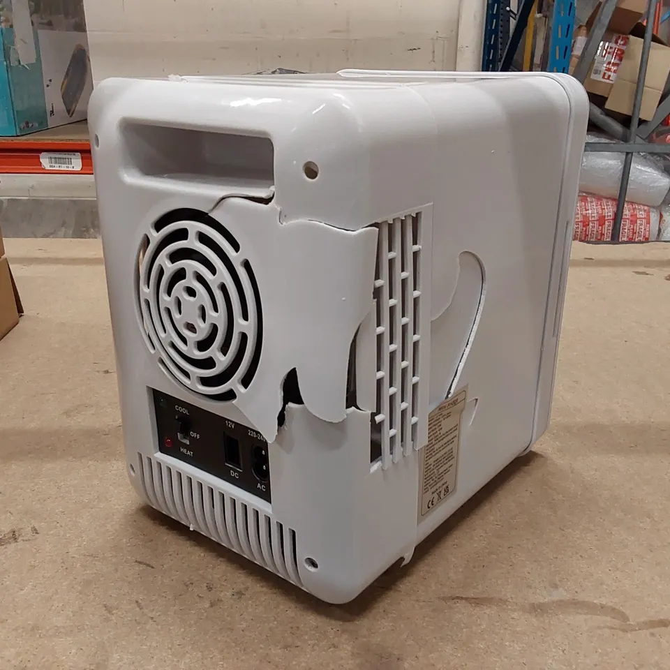 BOXED ATRAVESAR MINI FRIDGE (1 BOX)