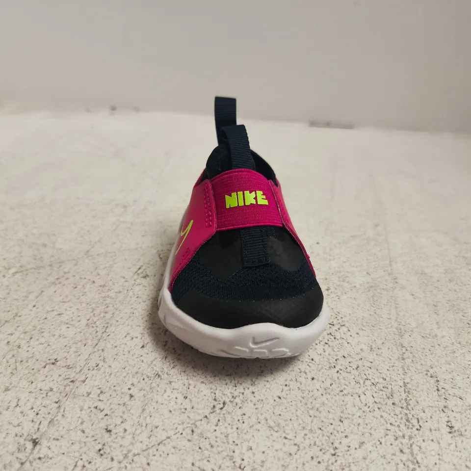 BOXED PAIR OF NIKE FLEX RUNNER 2 INFANT TRAINERS IN OBSIDIAN/RASPBERRY/LIME SIZE UK 1.5