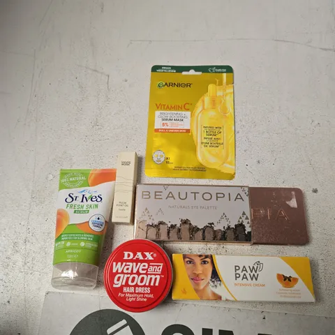 TOTE OF APPROXIMATELY 10 ASSORTED BEAUTY PRODUCTS INCLUDING ST IVES FRESH SKIN SCRUB, DAX WAVE AND GROOM HAIR DRESS AND LAND & WATER PULSE POINT OIL