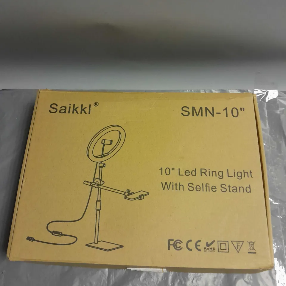 BOXED SAIKKL SMN-10" LED RING LIGHT WITH SELFIE STAND