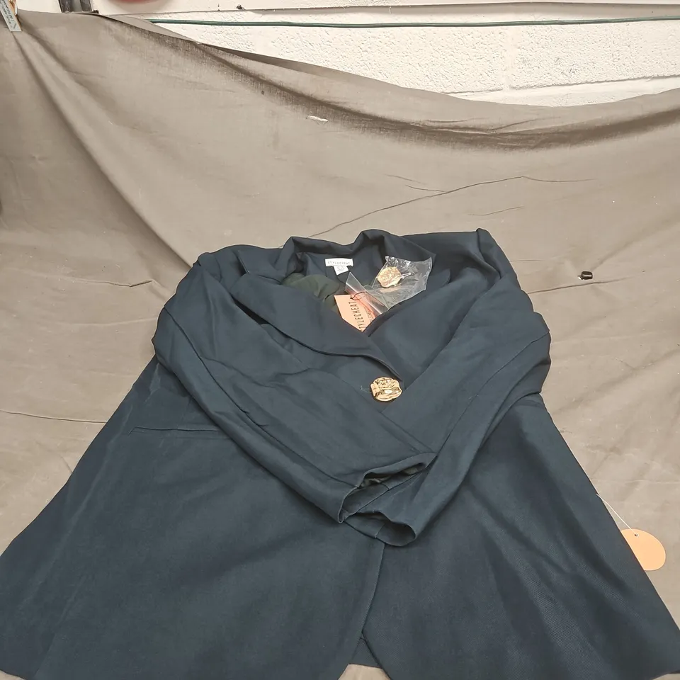 STYLECHEAT GREEN JACKET UK 12 WITH TAGS
