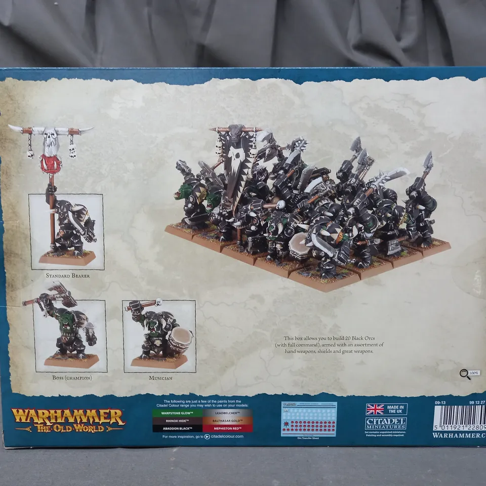 BOXED WARHAMMER THE OLD WORLD ORC & GOBLIN TRIBES BLACK ORC MOB 20 MINIATURE SET