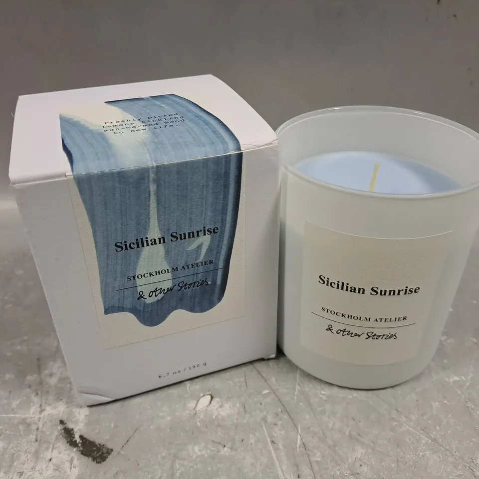 BOXED SICILIAN SUNRISE SCENTED CANDLE ATELIER & OTHER STORIES