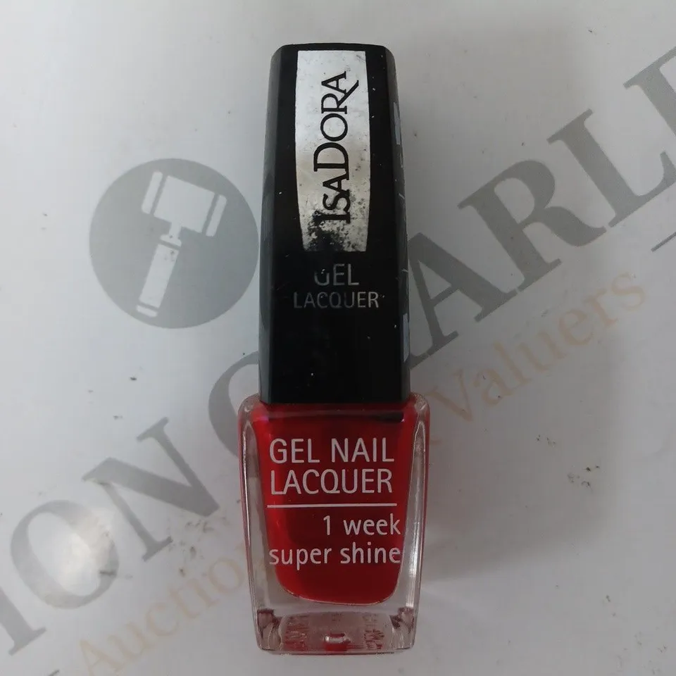 APPROXIMATELY 15 ISADORA GEL NAIL LACQUER #225 TRUE RED
