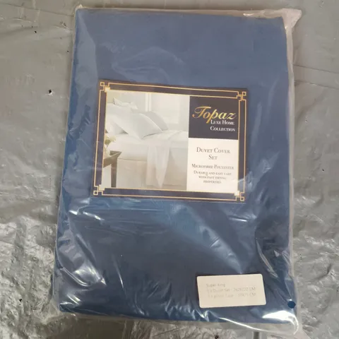 APPROXIMATELY 10 TOPAZ LUXE HOME COLLECTION DUVET COVER SETS - SUPER KING 