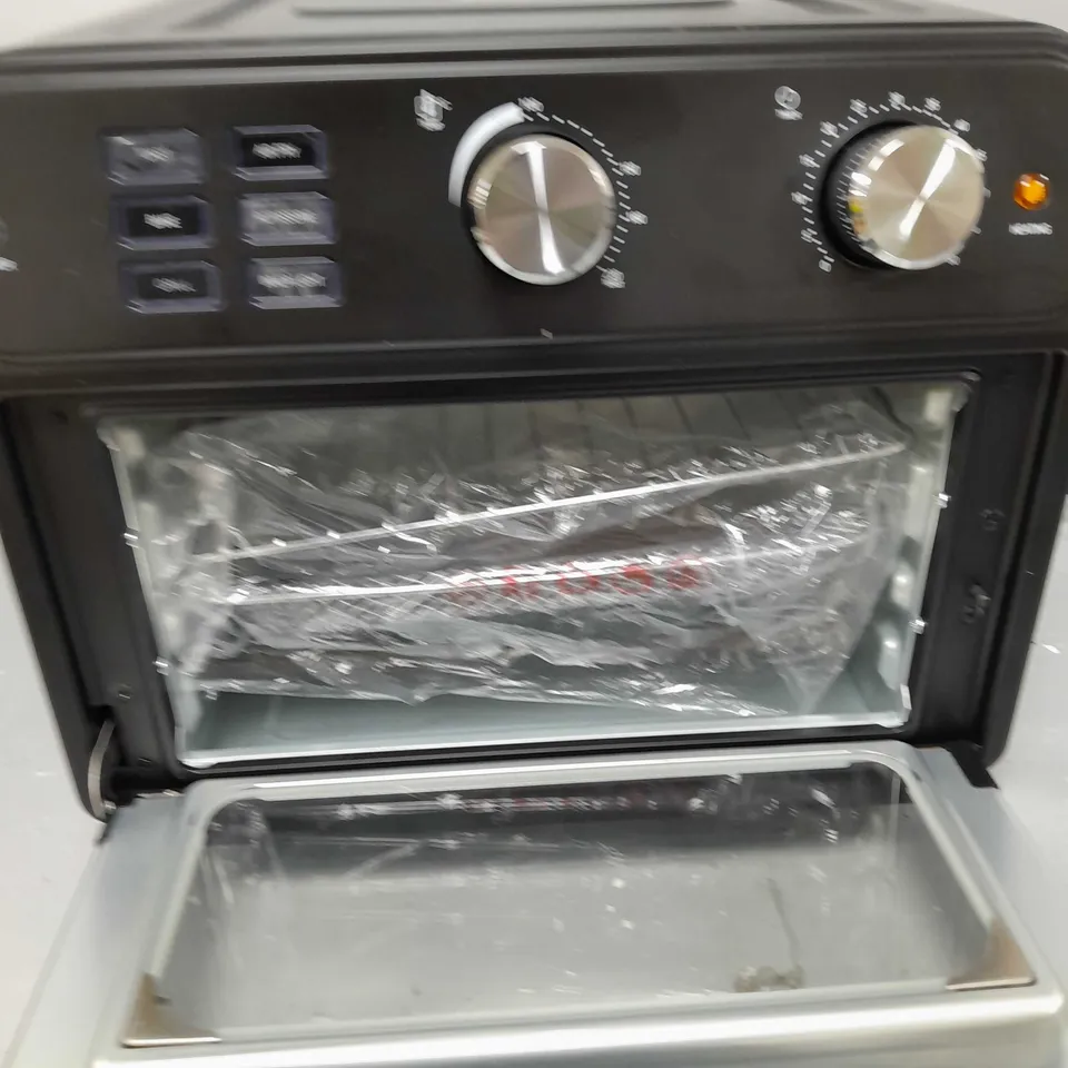 BOXED COOK'S ESSENTIAL 21-LITRE AIRFRYER OVEN IN BLACK