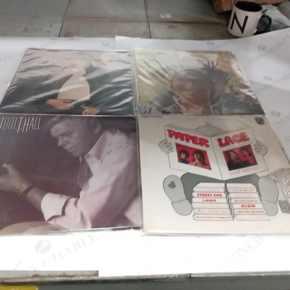 A COLLECTION OF 22 X VINYL LPS