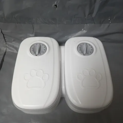 BOXED 2-MEAL PET FEEDER