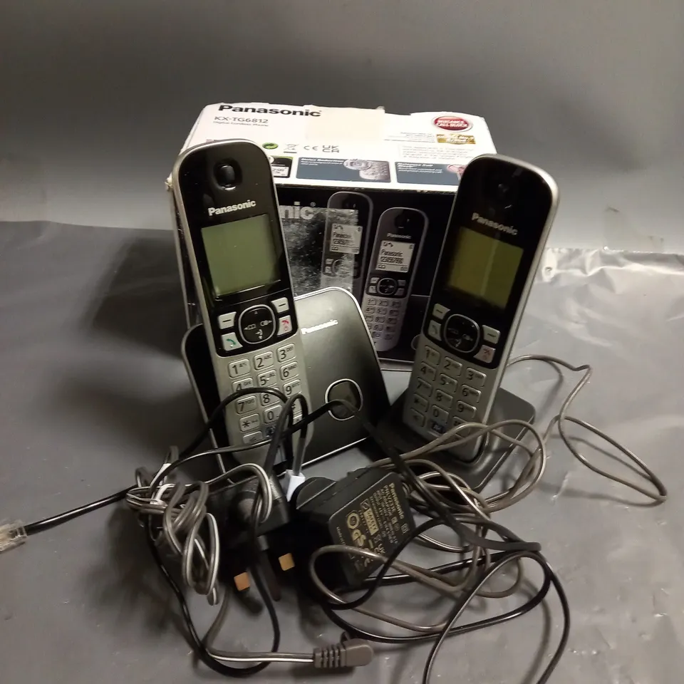 PANASONIC KX-TG6812 DIGITAL CORDLESS PHONE TWIN PACK IN BLACK/SILVER
