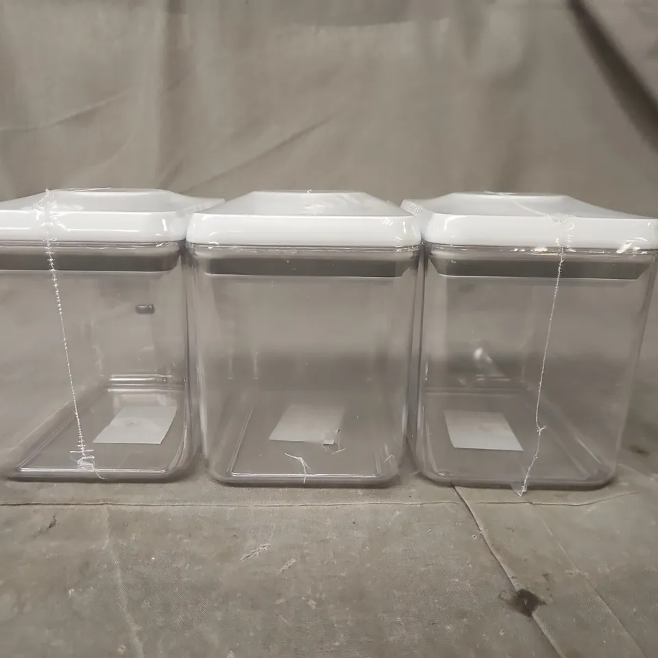 SET OF 3 CLEAR GLASS STORAGE JARS WITH WHITE LIDS