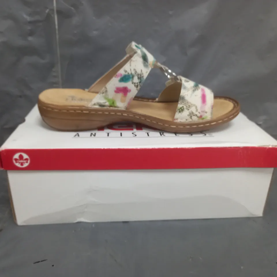 RIEKER SANDALS WHITE FLORAL SIZE 5