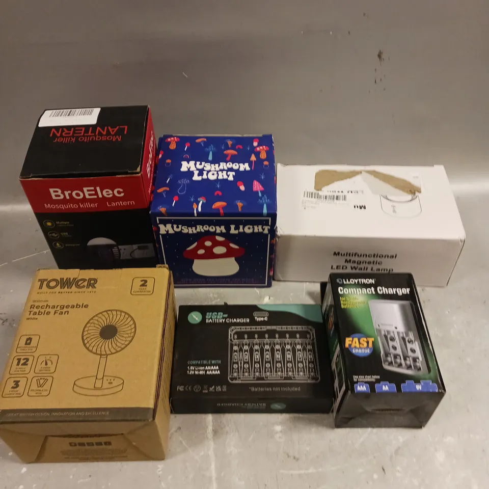 APPROXIMATELY 10 ASSORTED ELECTRICAL PRODUCTS TO INCLUDE COMPACT CHARGER, MUSHROOM LIGHT, RECHARGEABLE TABLE FAN ETC 
