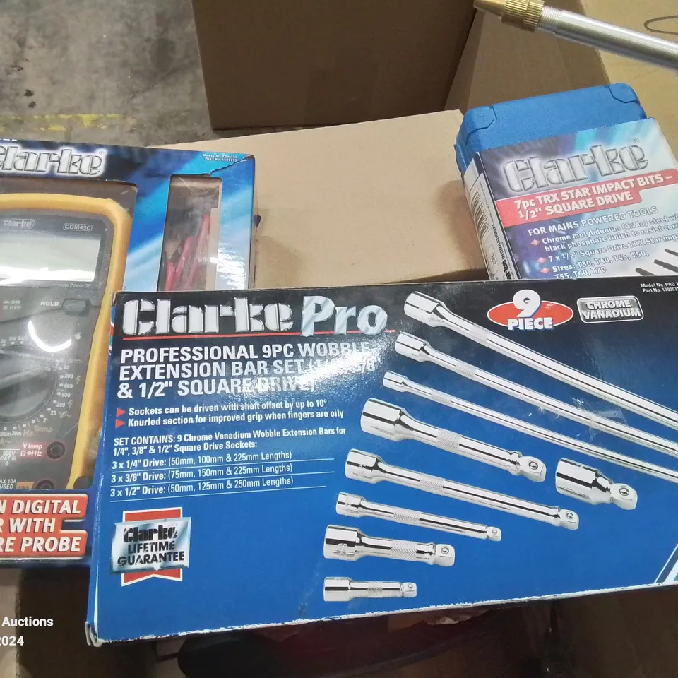 BOX OF MIXED TOOLS TO INCLUDE: WOOD DRILL BIT SET, COIL OF COPPER, 11 FUNCTION MULTIMETER, SPRAY PAINT GUNS, TRY STAR IMPACT BITS