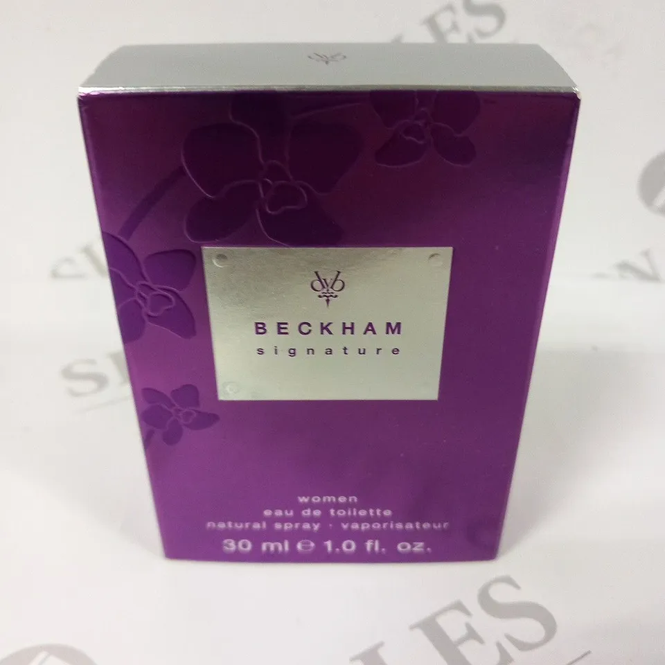 BOXED DAVID BECKHAM SIGNATURE WOMEN EAU DE TOILETTE 30ML