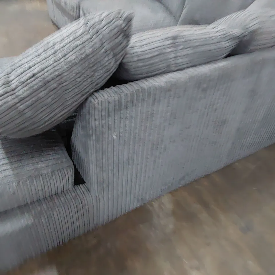 DESIGNER CHAISE SOFA WITH SCATTER CUSHIONS JUMBO GREY CHORD 