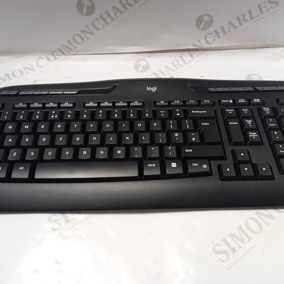 LOGITECH MK330 WIRELESS KEYBOARD