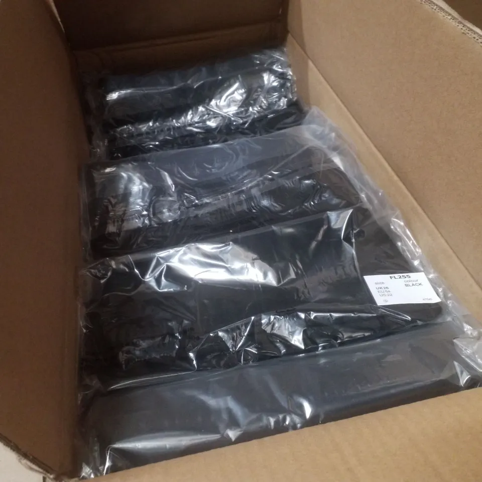 BOX CONTAINING APPROXIMATELY 19 BRAND NEW JULIPA BLACK BOOTCUT JEANS - SIZE 26