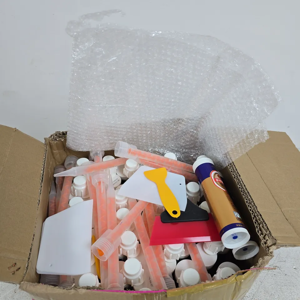 TILE GROUT/FILLER AND ACCESSORIES - BOX OF APPROXIMATELY 15