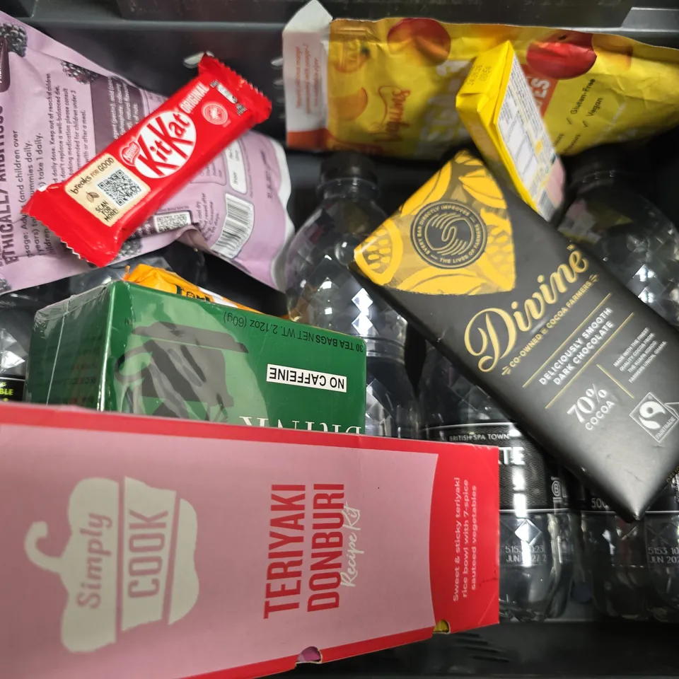 APPROXIMATELY 10 ASSORTED FOOD & DRINK ITEMS TO INCLUDE -  PEPSI MAX CHERRY , HAROGATE WATER , JELLY TOTS ETC