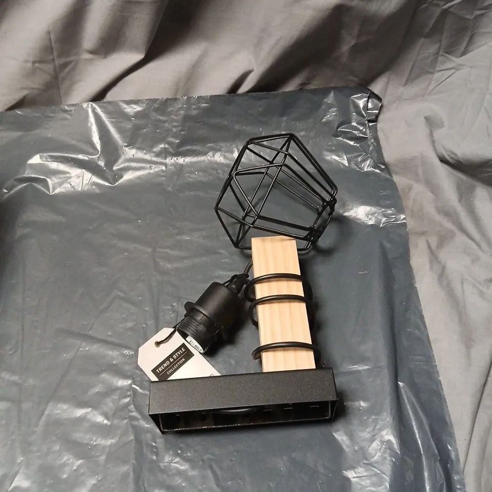 TOWNSHEND 5 EGLO TREND & STYLE PENDANT LIGHT – GEOMETRIC WIRE SHADE WITH WOOD STEM (BOXED)