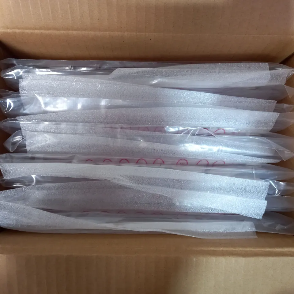 LOT OF 10 BELKIN SNAP SHIELDS FOR MACBOOK AIR 11 - TRANSPARENT