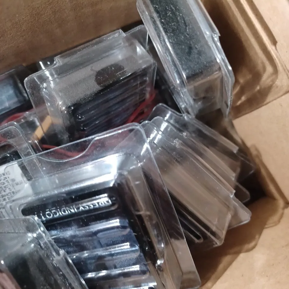 BOX OF APPROX 10 ASSORTED GIVENCHY EYESHADOW TESTERS TO INCLUDE ELEGANT TAUPE & DRESSY INDIGO