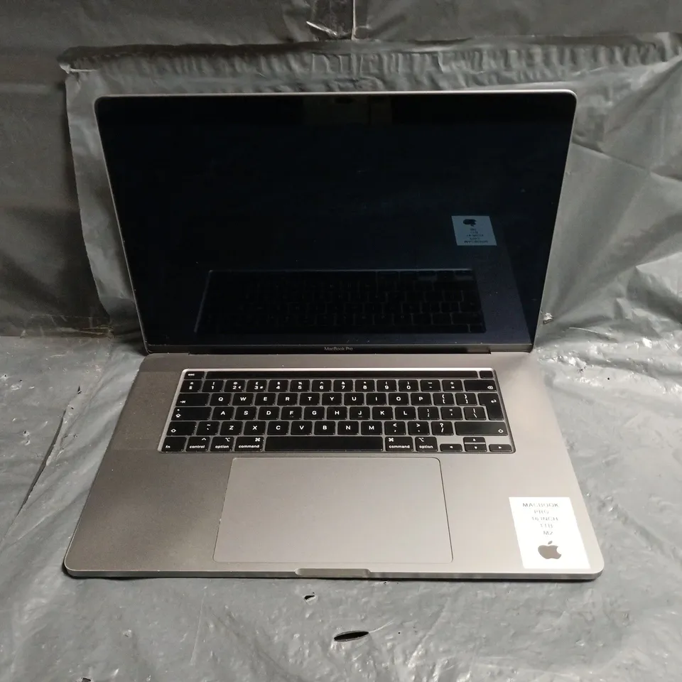 APPLE MACBOOK PRO 16 INCH SCREEN A2141