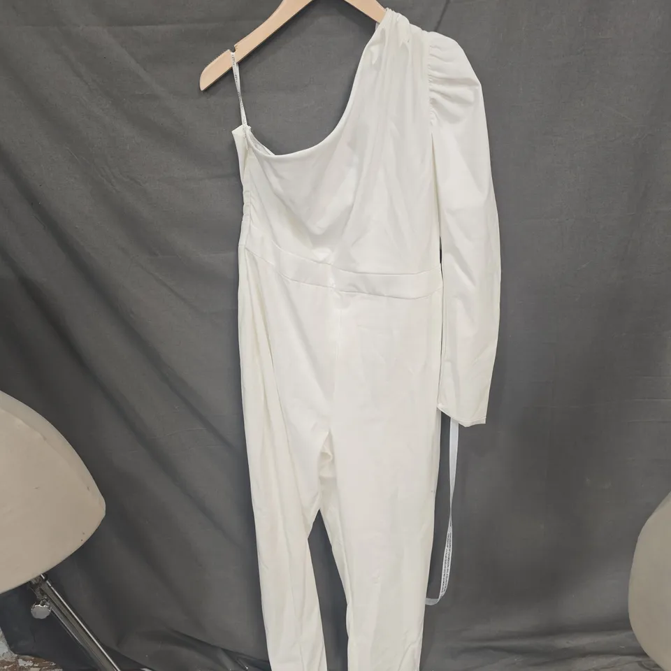 CLUB L LONDON WHITE ONE-SHOULDER JUMPSUIT (UK 16)