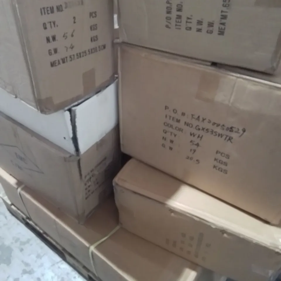 PALLET OF APPROXIMATELY 60 ASSORTED EMCOLITE LIGHTING TO INCLUDE - AR111 DOWNLIGHT , GX53 SURFACE TRIANGLE ETC ETC COLLECTION ONLY