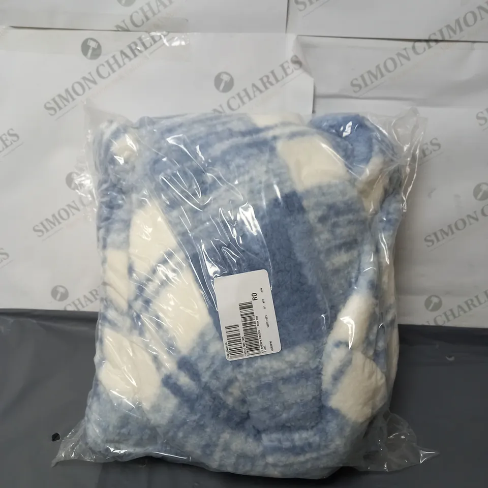 COZEE HOME OVERSIZED HOODED CARDIGAN - SIZE LARGE / XL 