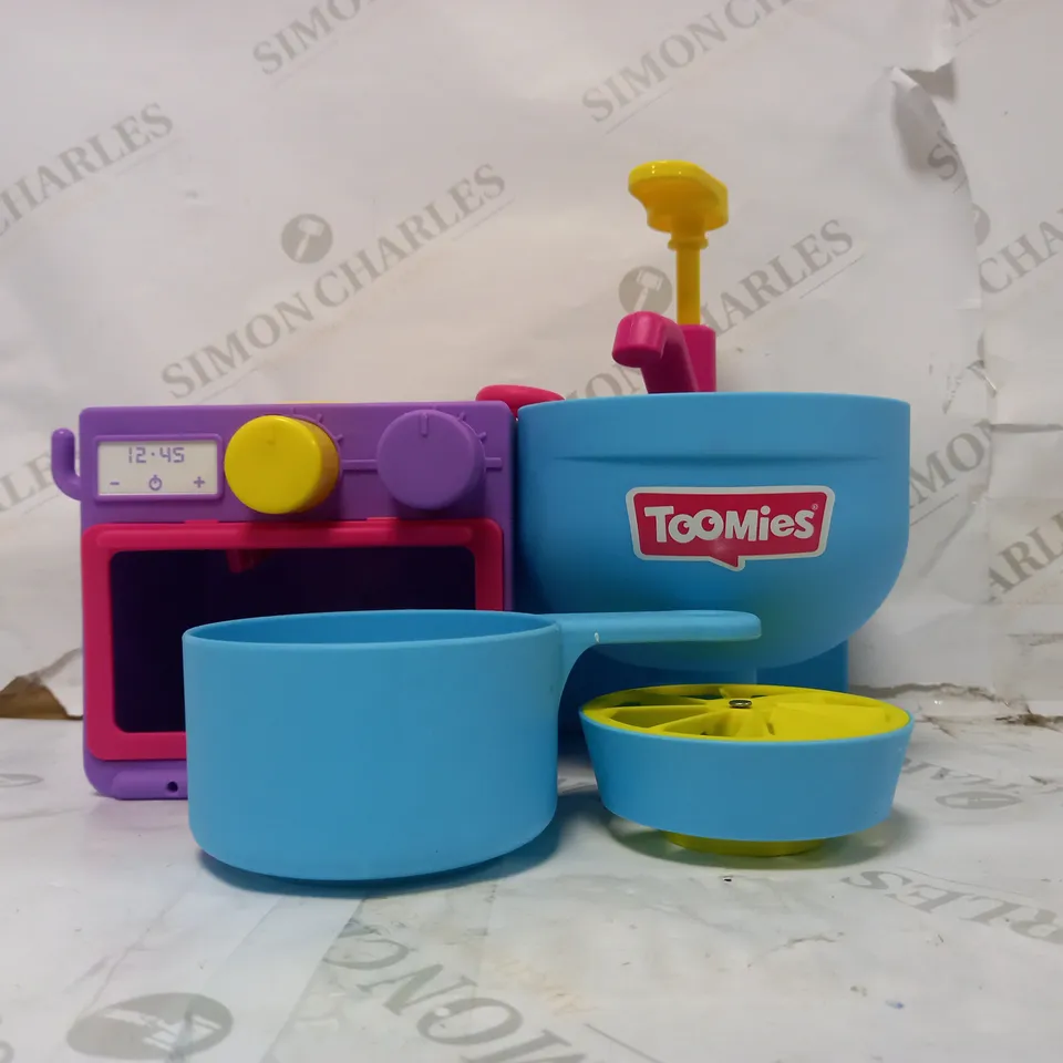 BUBBLE & BAKE BATHTIME KITCHEN RRP £21.99
