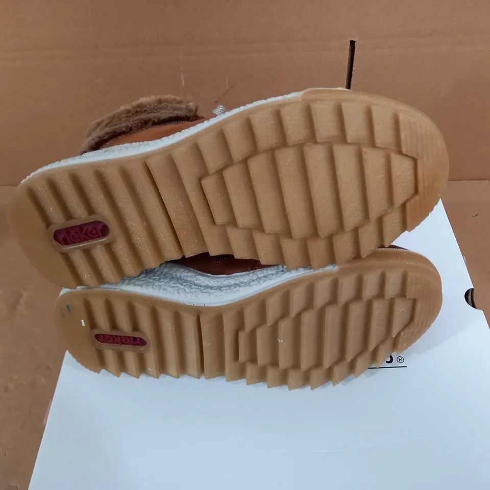 BOXED PAIR RIEKER LACE UP HIKER BOOTS IN TAN, UK SIZE 6.5