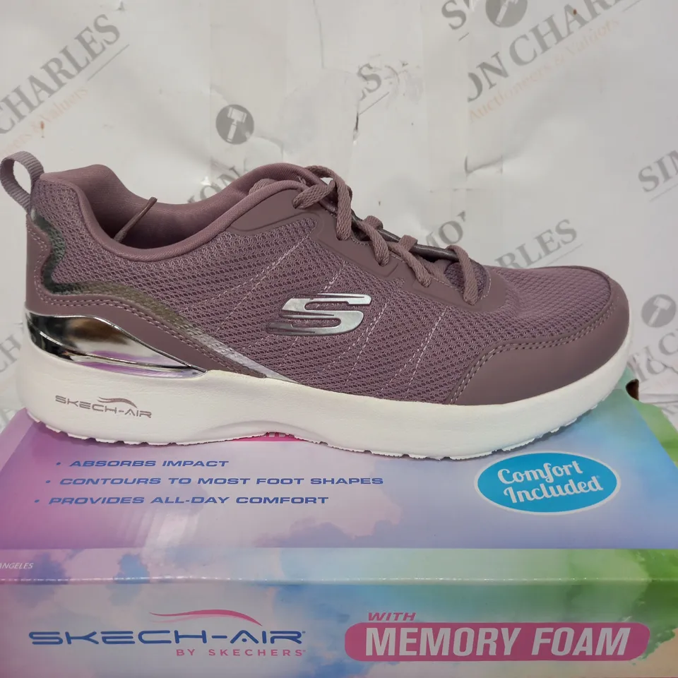 SKECHERS SKECH-AIR CLIP LACE UP TRAINERS IN LAVENDER UK SIZE 6