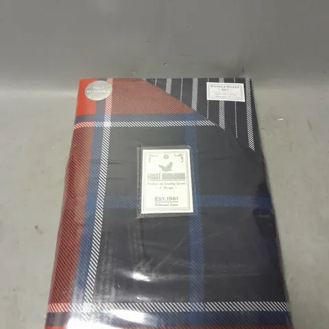 SEALED FINEST HOMEWARE DOUBLE DUVET SET 