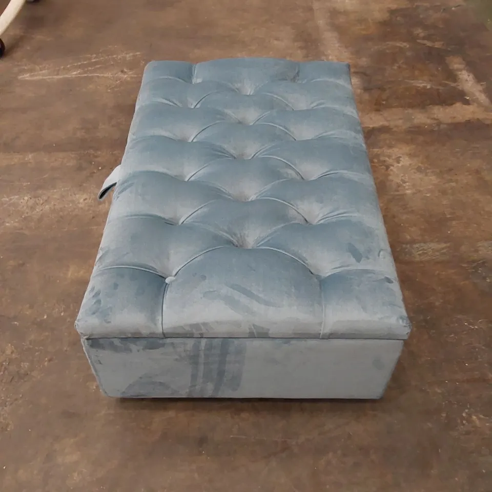 QUALITY DESIGNER BLUE VELVET UPHOLSTERED OTTOMAN FOOTSTOOL 