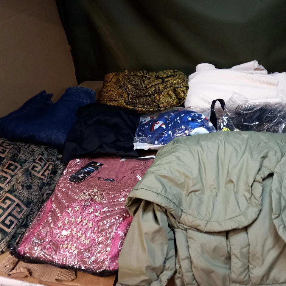 LOT OF APPROX 20 ASSORTED CLOTHING ITEMS VARYING IN SIZE/COLOUR/STYLE TO INCLUDE: TROUSERS, DRESSES, JUMPERS