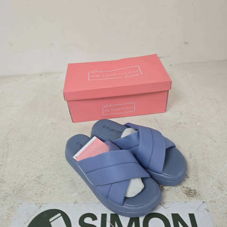 DR LIGHTFOOT MIA PALE BLUE WIDE-FIT SANDALS – UK 7