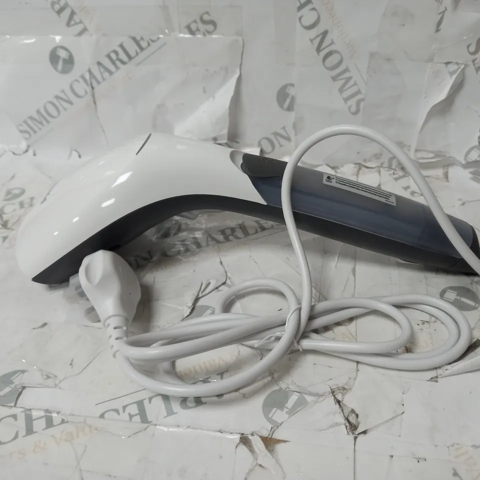 BOXED PHILIPS 1000W HANDHELD GARMENT STEAMER