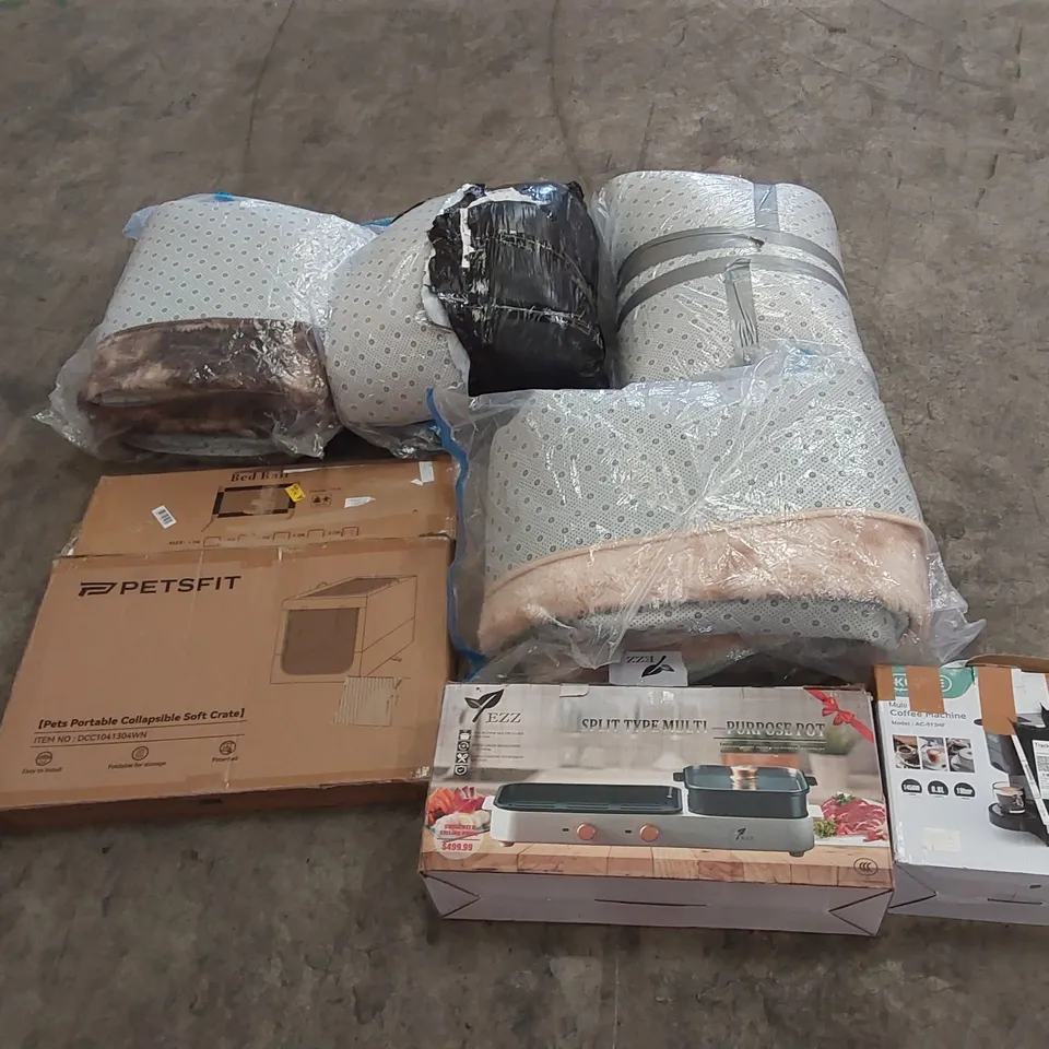 PALLET OF ASSORTED ITEMS INCLUDING: LARGE RUGS, SPLIT TYPE MULTI-PURPOSE POT, COFFEE MACHINE, BED RAIL, COLLAPSIBLE PET CRATE ECT