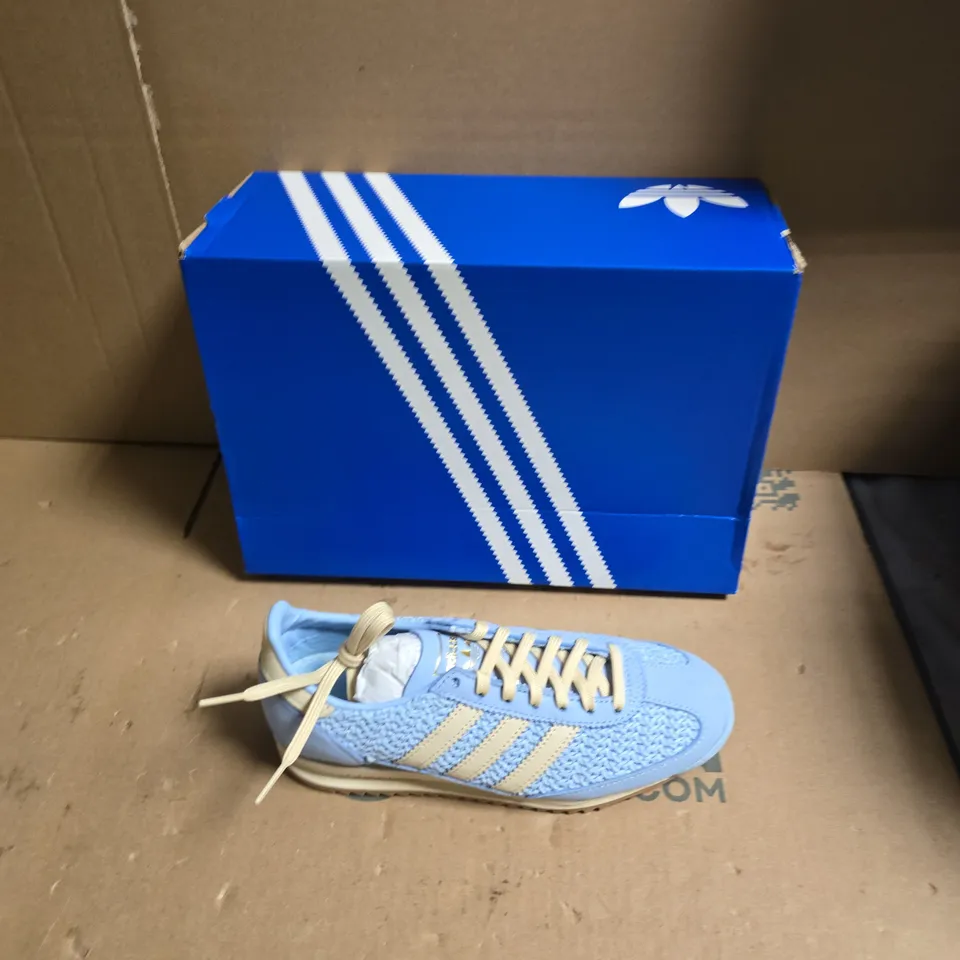 ADIDAS LIGHT-BLUE SNEAKERS WITH CREAM STRIPES – BOXED - UK SIZE 3.5 