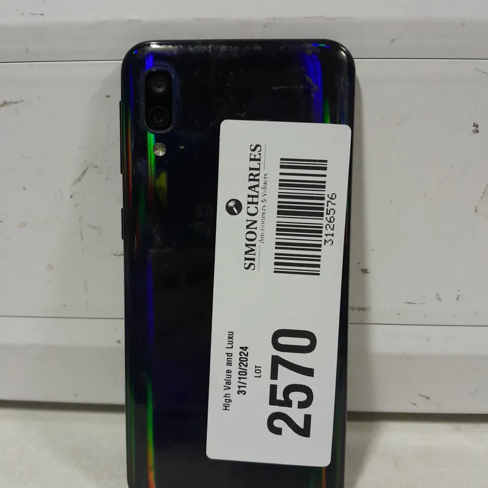 SAMSUNG GALAXY A40 MOBILE PHONE