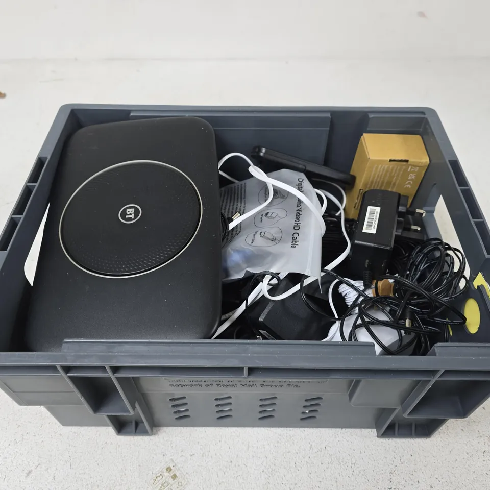 APPROXIMATELY 15 ASSORTED ELECTRICAL PRODUCTS TO INCLUDE PLUGS, WIFI HUBS AND REMOTE CONTROLS