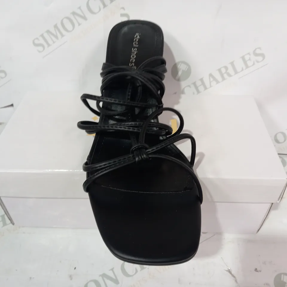BOXED PAIR OF IDEAL SHOES STRAPPY LOW BLOCK HEEL SANDALS IN BLACK EU SIZE 40